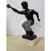 Figura hombre petanca 23 cm.